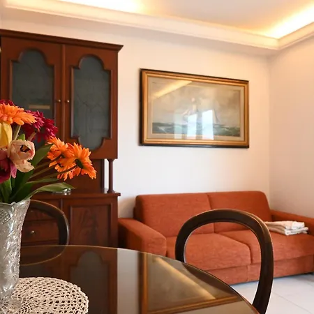 Se134 - Marotta, Bilocale Con Balcone E Garage * マロッタ