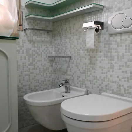 Apartment Se134 - Marotta, Bilocale Con Balcone E Garage