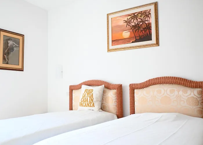 Appartamento Se134 - Marotta, Bilocale Con Balcone E Garage *