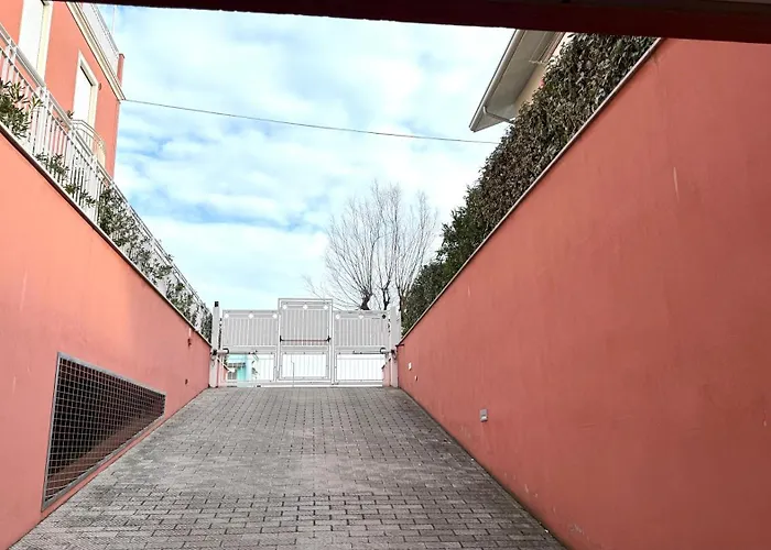 Appartamento Se134 - Marotta, Bilocale Con Balcone E Garage *